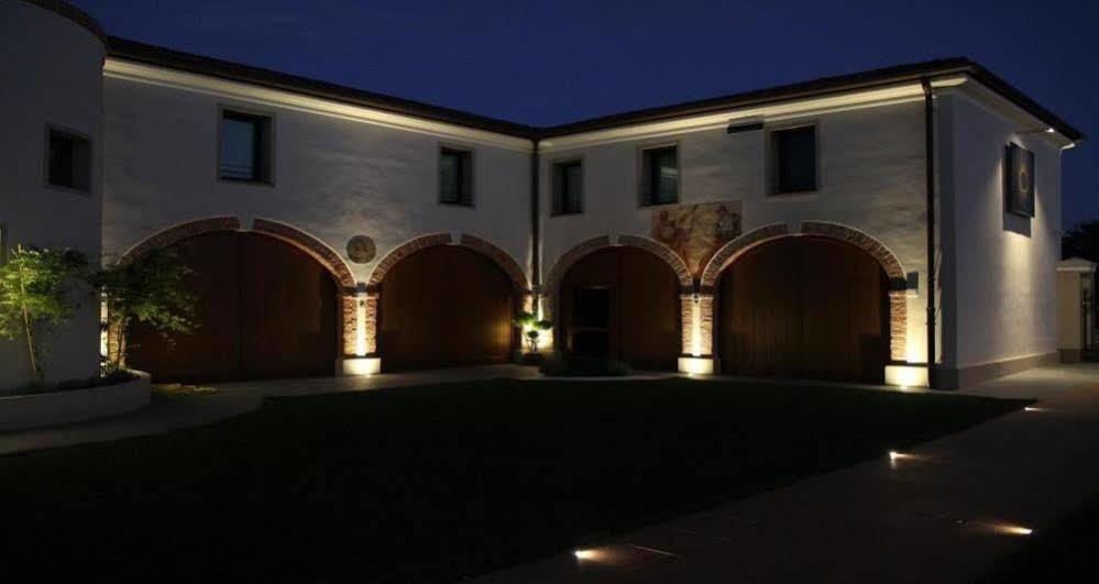 Villa Solaris Hotel & Residence Tezze sul Brenta Buitenkant foto